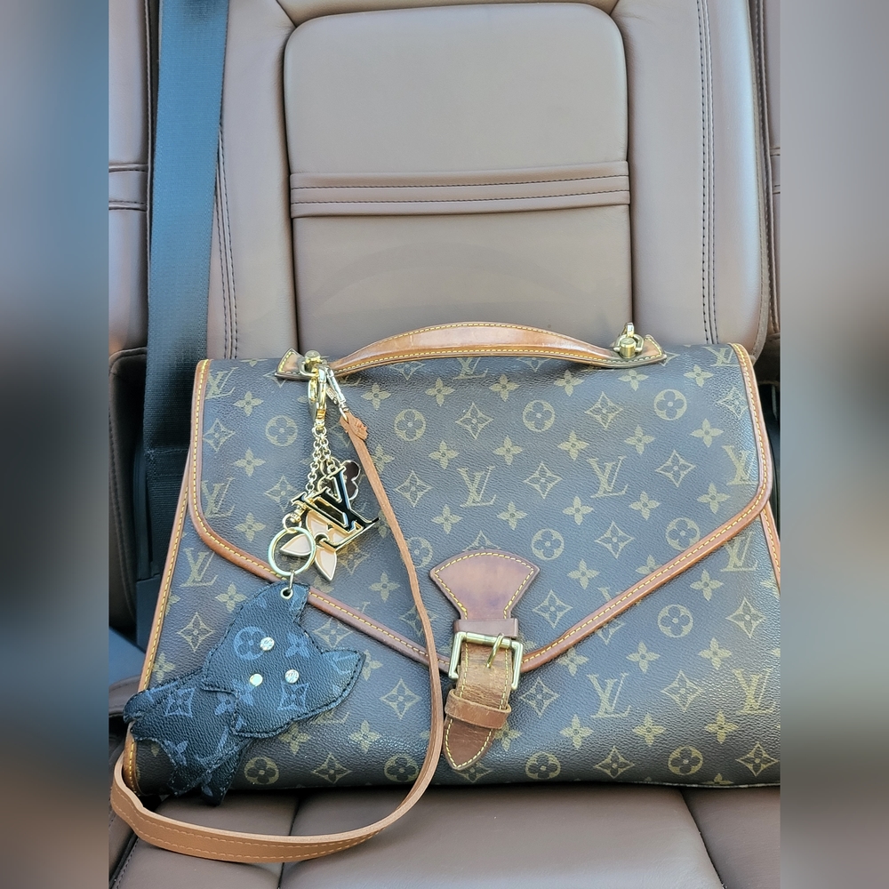 🥀SOLD⚘️Authentic Louis Vuitton Vintage Beverly GM Bel-Air